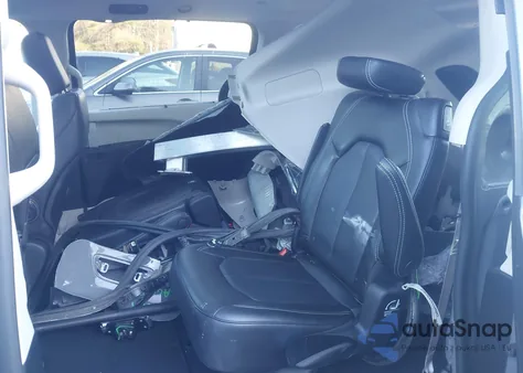 2023 Chrysler Pacifica Touring L Awd из США, поврежденный, VIN 2C4RC3BG5PR570053